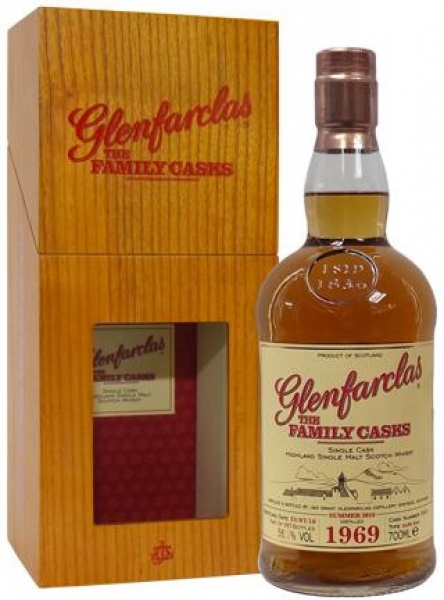 Виски Glenfarclas 1969 Family Casks 0.7 – Гленфарклас 1969 Фэмэли Каск 0.7 л