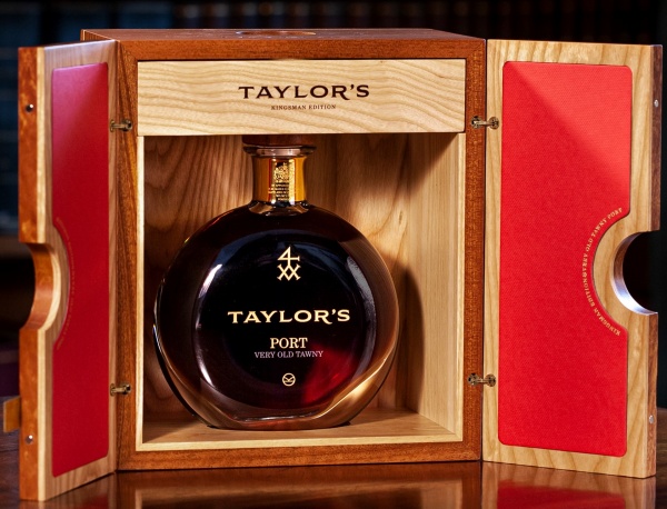 Taylor’s Very Old Tawny Port Kingsman Edition в подарочной упаковке – Тэйлор’c Кингсмен Эдишн Вери Олд Тони Порт